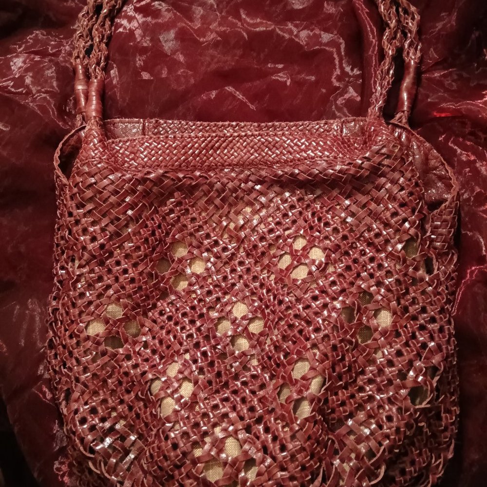 WOVEN BRAIDED KNOTTED WINE LEATHER LARGE HOBO NAG